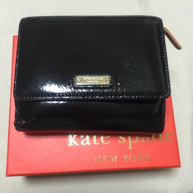 kate spade new york(ケイトスペードニューヨーク)のいちご様専用katespade財布 レディースのファッション小物(財布)の商品写真