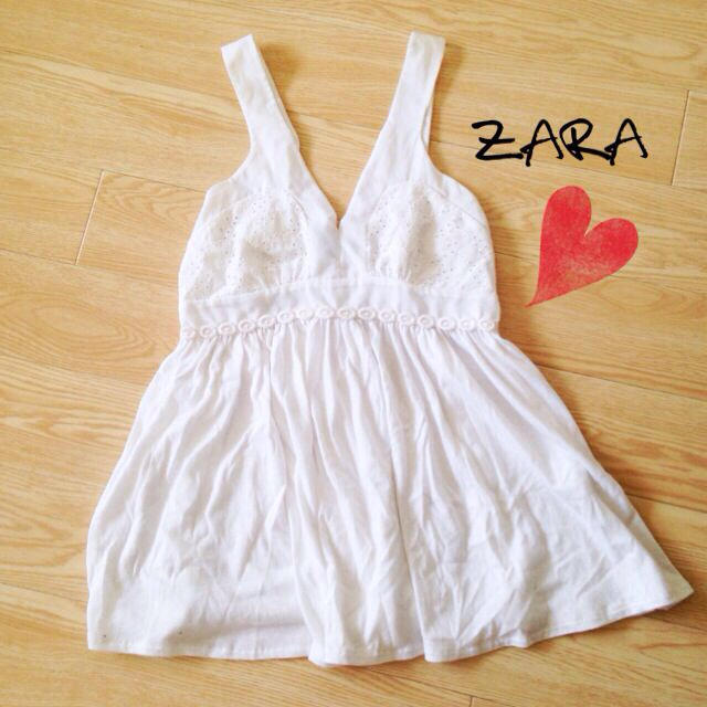 ZARA(ザラ)のZARA❁ガーリーチュニック白 レディースのトップス(タンクトップ)の商品写真