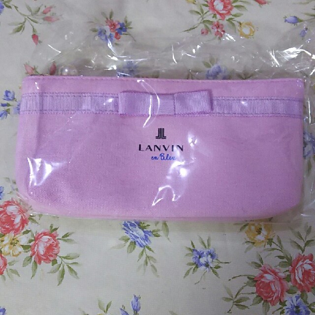 LANVIN en Bleu(ランバンオンブルー)の★新品未使用★♥LANVIN en Bleu♥マルチペンケース(ラベンダー)♥ インテリア/住まい/日用品の文房具(ペンケース/筆箱)の商品写真