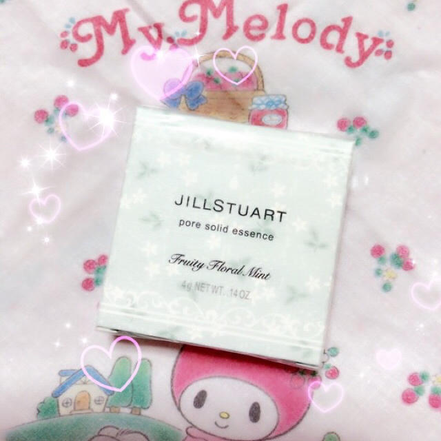 JILL by JILLSTUART(ジルバイジルスチュアート)のジルスチュアート ポアソリッドエッセンス 新品 限定 美容液 JILL コスメ/美容のベースメイク/化粧品(化粧下地)の商品写真