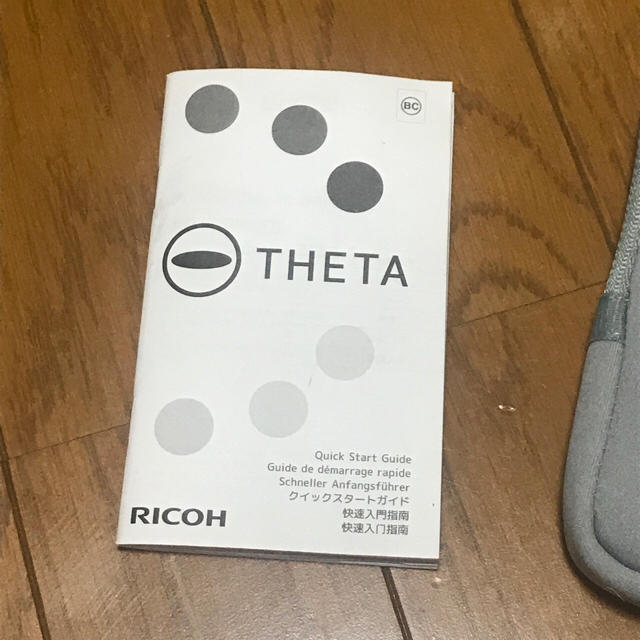 RICOH(リコー)のRICOH 360度カメラ THETA スマホ/家電/カメラのカメラ(コンパクトデジタルカメラ)の商品写真