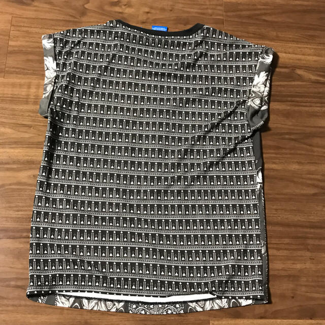 adidas(アディダス)のadidas Tシャツ レディースのトップス(Tシャツ(半袖/袖なし))の商品写真