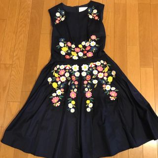 チェスティ 風刺繍ワンピース(ひざ丈ワンピース)