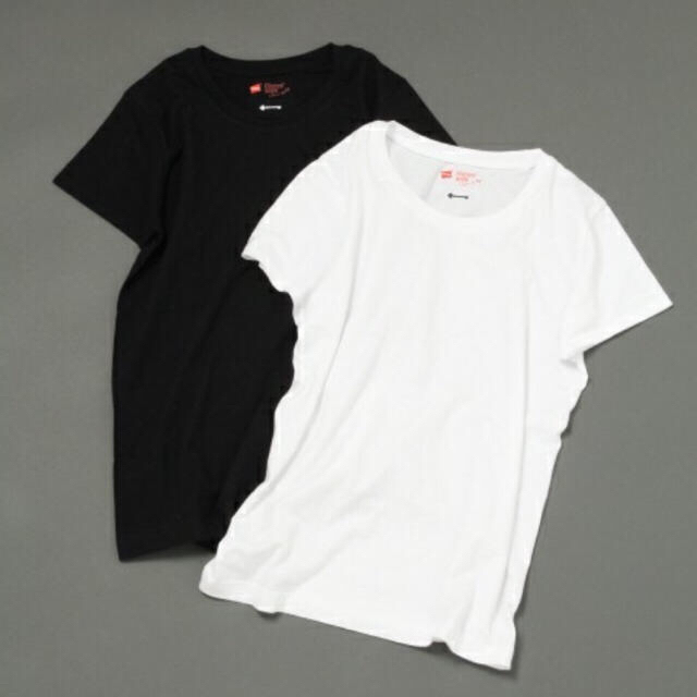 apart by lowrys(アパートバイローリーズ)の送料込！Hanes 2puck TEE     レディースのトップス(Tシャツ(半袖/袖なし))の商品写真