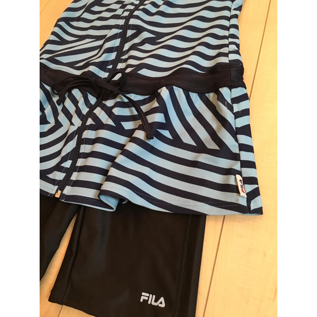 FILA(フィラ)のFILA 新品タグ付き フィットネス水着11号 体型カバー フィラ レディースの水着/浴衣(水着)の商品写真