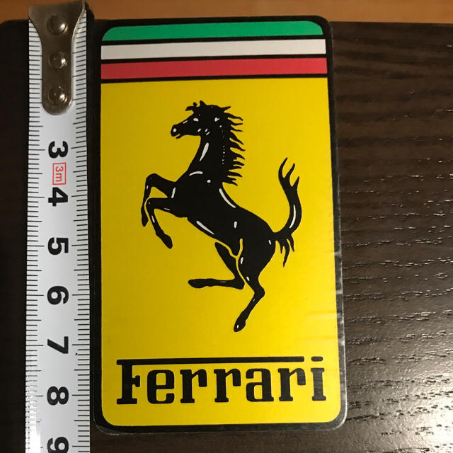 Ferrari(フェラーリ)のFerrariエンブレム   自動車/バイクの自動車(車外アクセサリ)の商品写真