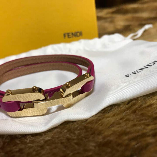 FENDI - 期間限定セール 新品 フェンディ イタリア製 ブレスレットの通販 by KS boutique｜フェンディならラクマ
