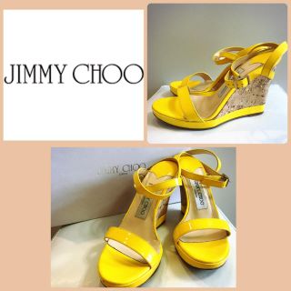 ジミーチュウ(JIMMY CHOO)のJulieAnnG様専用ページです♡ジミーチュウ♡イエローエナメル  サンダル♡(サンダル)