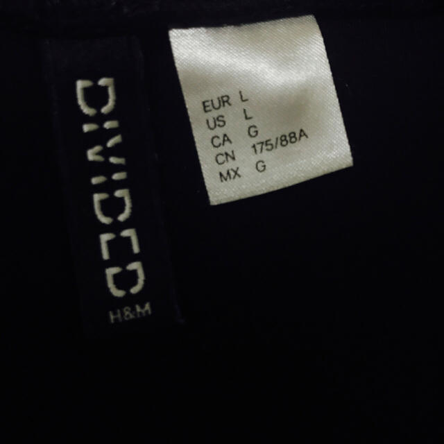 H&M(エイチアンドエム)の【送料無料】黒フレアスカート【H&M】 レディースのスカート(ミニスカート)の商品写真