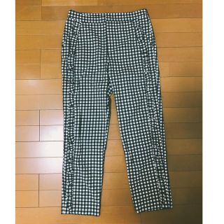 ザラ(ZARA)のZARAのチェックフリルパンツ(カジュアルパンツ)