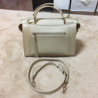 チャールズアンドキース(Charles and Keith)のCHARLES&KEITH バッグ(ハンドバッグ)