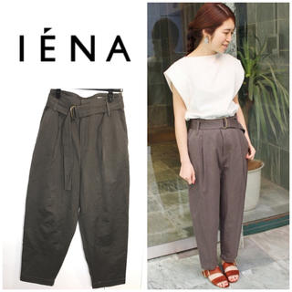 イエナ(IENA)の美品❣️IENA 綿麻ハイウエストパンツ グレー 38(クロップドパンツ)