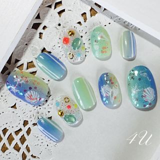 【4U nail 001】キラキラグラデーション×シェルネイル ブルー