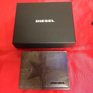 ディーゼル(DIESEL)の新品17SS新作 DIESEL ディーゼル スタープリント 二つ折り財布(折り財布)