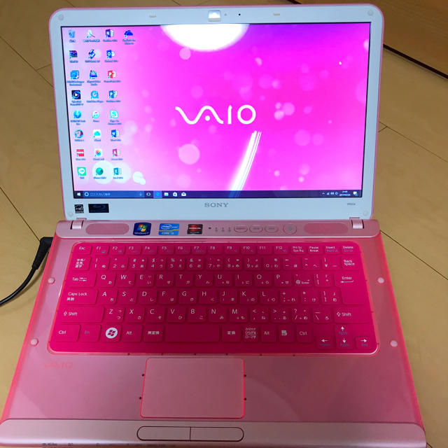 VAIO 美品！ピンク 可愛い ノートパソコンの通販 by 凛｜ラクマ
