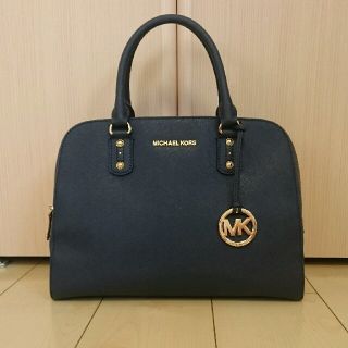 マイケルコース(Michael Kors)のMICHAEL KORS レザー ハンドバッグ ネイビー(ハンドバッグ)