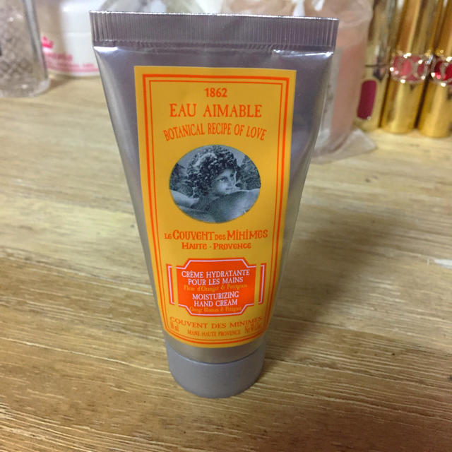 L'OCCITANE(ロクシタン)の再お値下げ♡オーデラブ☆ハンドクリーム50ml コスメ/美容のボディケア(ハンドクリーム)の商品写真