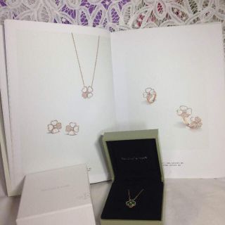 ヴァンクリーフアンドアーペル(Van Cleef & Arpels)のカタログ♡台湾♡Van cleef & Arpels カタログ(ネックレス)