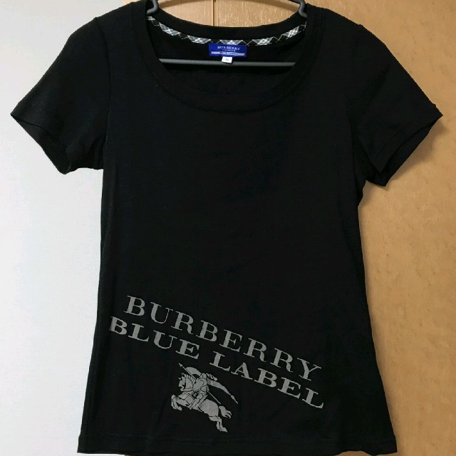 BURBERRY(バーバリー)の新品同様品 BURBERRY BLUE LABEL 半袖クルーネックカットソー レディースのトップス(カットソー(半袖/袖なし))の商品写真