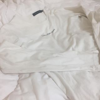 カルバンクライン(Calvin Klein)のcalvin klein T-shirt .(Tシャツ(長袖/七分))