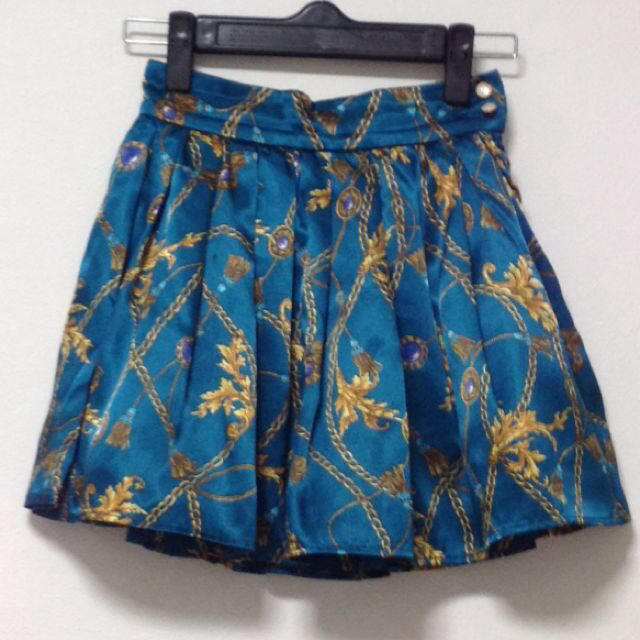 dazzlin(ダズリン)のdazzlin スカーフ柄フレアスカート レディースのスカート(ミニスカート)の商品写真