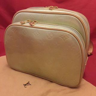 新品人気 LOUIS VUITTON - ルイヴィトン ヴェルニ マーレイ リュックの