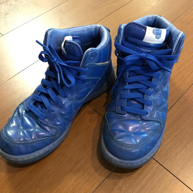 NIKE(ナイキ)のDUNK HI SUPREME パテント エナメル ブルー NIKE ダンクハイ メンズの靴/シューズ(スニーカー)の商品写真