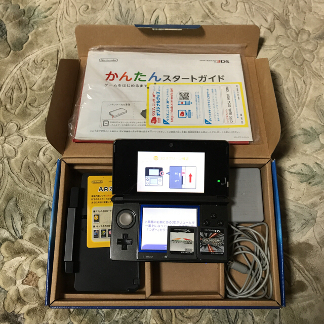 ニンテンドー3DS タッチペン充電器有 ポケモン&マリカ付き 送料無料