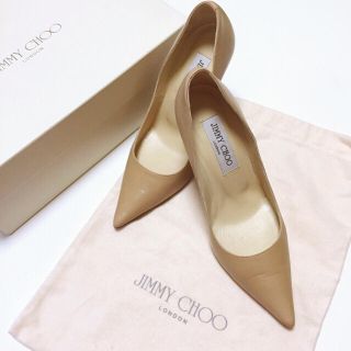 ジミーチュウ(JIMMY CHOO)の専用 JIMMY CHOO ベージュ パンプス(ハイヒール/パンプス)