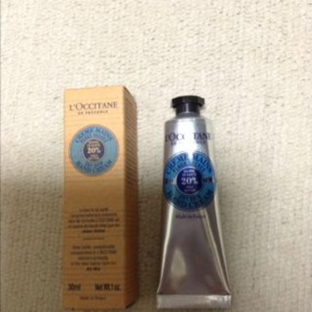 L'OCCITANE(ロクシタン)のL'OCCITANE ハンドクリーム コスメ/美容のボディケア(その他)の商品写真