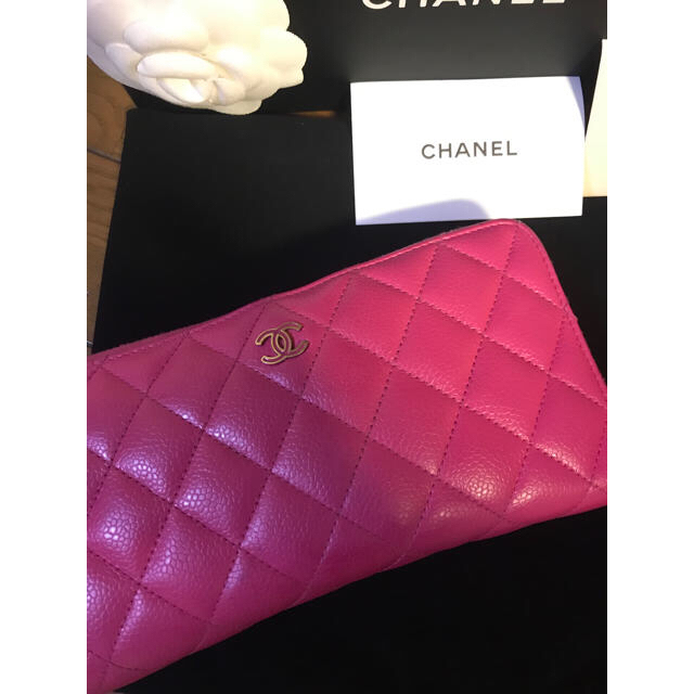 CHANEL(シャネル)のCHANELシャネル マトラッセ財布 レディースのファッション小物(財布)の商品写真