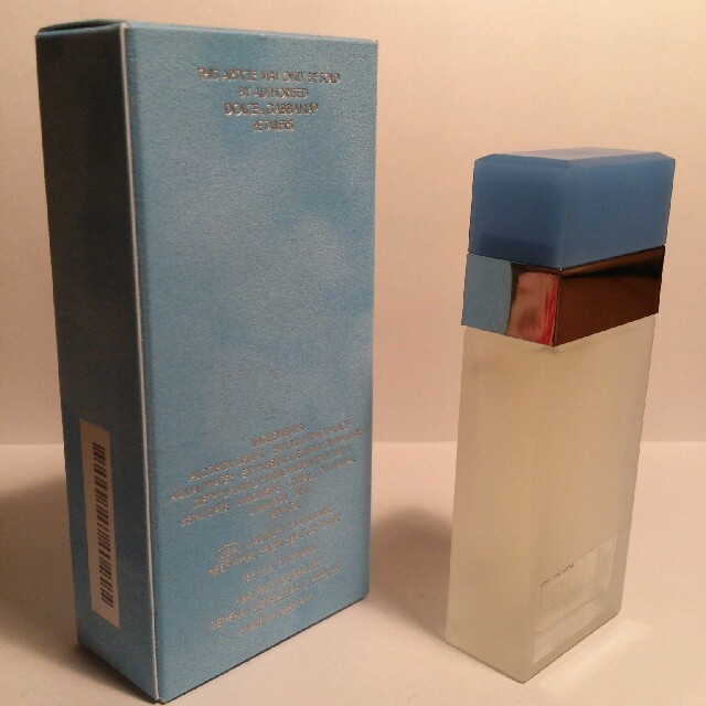 DOLCE&GABBANA(ドルチェアンドガッバーナ)のDOLCE&GABBANA ドルガバ ライトブルー 香水 25ml コスメ/美容の香水(ユニセックス)の商品写真