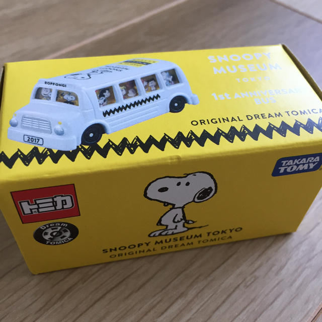 PEANUTS(ピーナッツ)の☆未開封☆限定トミカ エンタメ/ホビーのおもちゃ/ぬいぐるみ(ミニカー)の商品写真