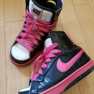 ナイキ(NIKE)の☆NIKE☆ハイカットスニーカー☆23☆(スニーカー)