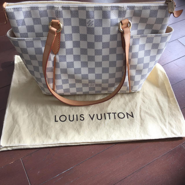 新着 LOUIS VUITTON トータリー アズール お値下げしました‼️美品