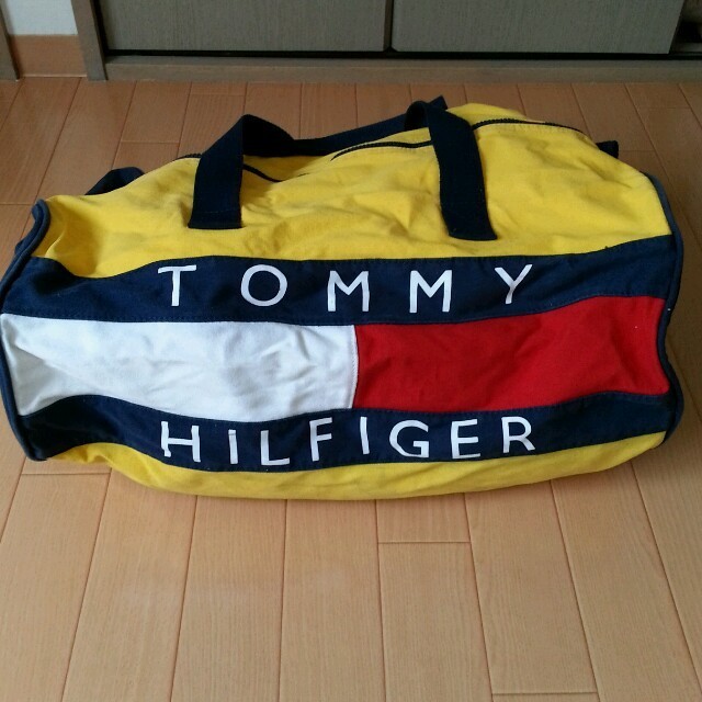 TOMMY HILFIGER(トミーヒルフィガー)の難ありトミーでかボストン！ レディースのバッグ(ボストンバッグ)の商品写真