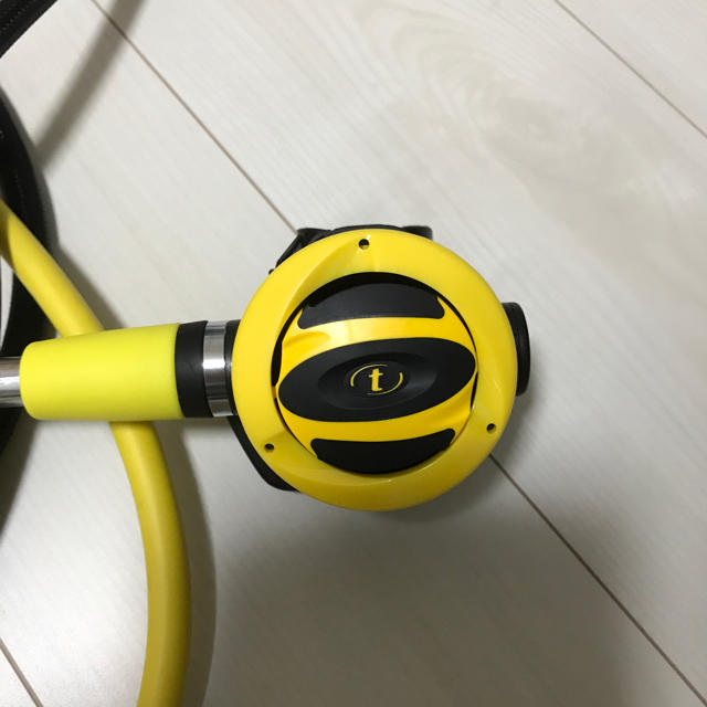 新古品】スキューバダイビング 重器材 TUSAレギュレーターセット