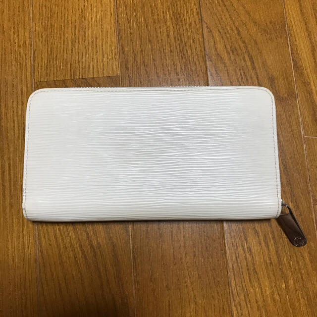 LOUIS VUITTON(ルイヴィトン)のLOUIS VUITTON ルイヴィトン ジッピーウォレット エピ 中古 レディースのファッション小物(財布)の商品写真