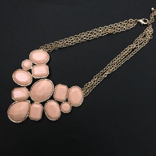 フォーエバートゥエンティーワン(FOREVER 21)の【新品未使用】ゴージャスビジューネックレス♡ダスティピンク forever21(ネックレス)