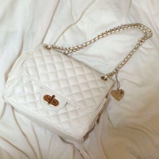 イング(INGNI)の>>INGNI チェーンBAG(ショルダーバッグ)