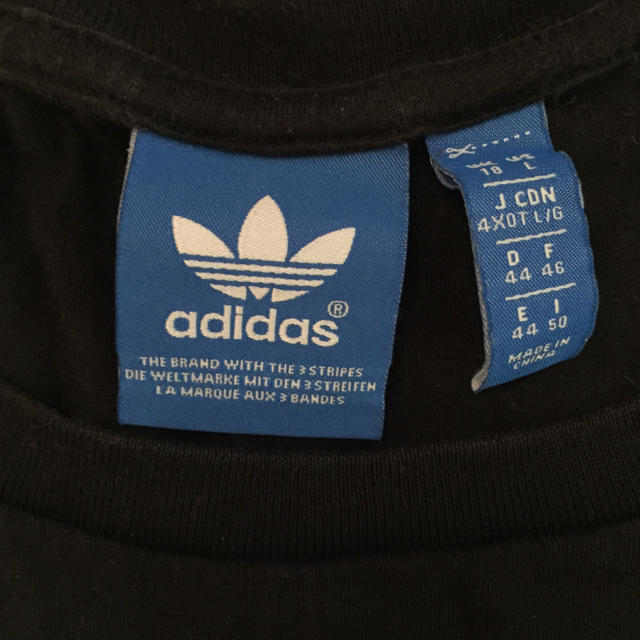 adidas(アディダス)のadidas tシャツ メンズのトップス(Tシャツ/カットソー(半袖/袖なし))の商品写真