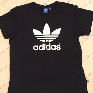 アディダス(adidas)のadidas tシャツ(Tシャツ/カットソー(半袖/袖なし))