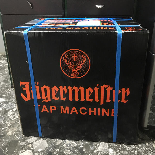 【新品】イエガー サーバー JAGERMEISTER ショット 酒 バー クラブ 食品/飲料/酒の酒(その他)の商品写真