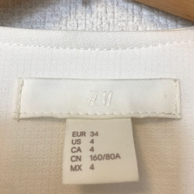 H&M(エイチアンドエム)のジャスミン様専用スプリングノーカラーコート レディースのジャケット/アウター(ロングコート)の商品写真