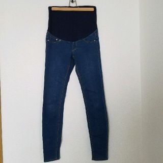 エイチアンドエム(H&M)のマタニティー　スキニージーンズ　(マタニティボトムス)