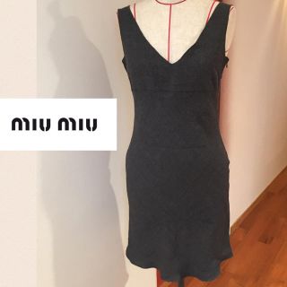 ミュウミュウ(miumiu)のmiumiu☆ミュウミュウ♡美シルエットワンピースsize40ミニスカート(ミニワンピース)