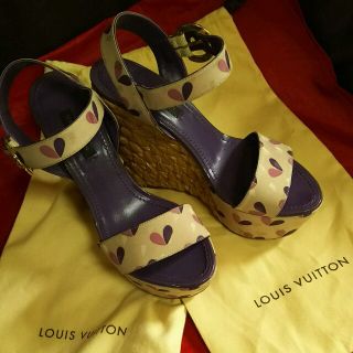 ルイヴィトン(LOUIS VUITTON)のぴこちゃんさんの専用(サンダル)