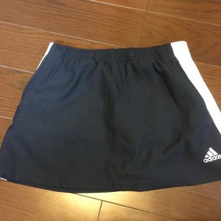 アディダス(adidas)の子供用 テニスのスコート 140cm(パンツ/スパッツ)