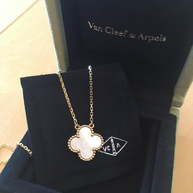 Van Cleef & Arpels(ヴァンクリーフアンドアーペル)のヴァンクリーフ&アーペル ヴィンテージアルハンブラ ネックレス 超美品♥️ レディースのアクセサリー(ネックレス)の商品写真