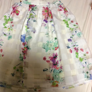 トッコ(tocco)のtocco closet 花柄チェックオーガンジースカート 2017ss(ひざ丈スカート)